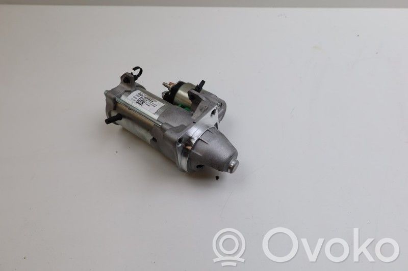 Lynk & co 01 Rozrusznik 