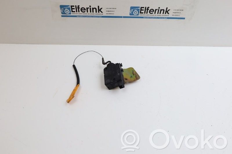 Saab 900 Fuel tank cap lock motor 