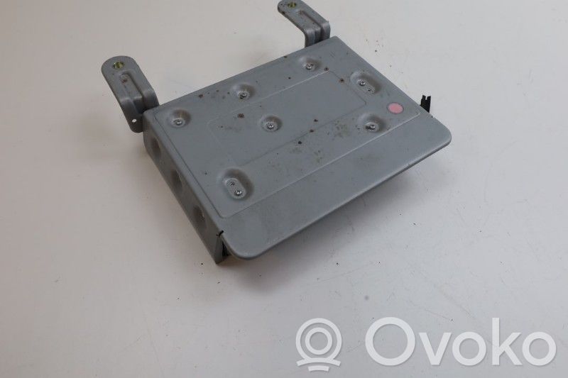 Volvo V70 Amplificator sunet 