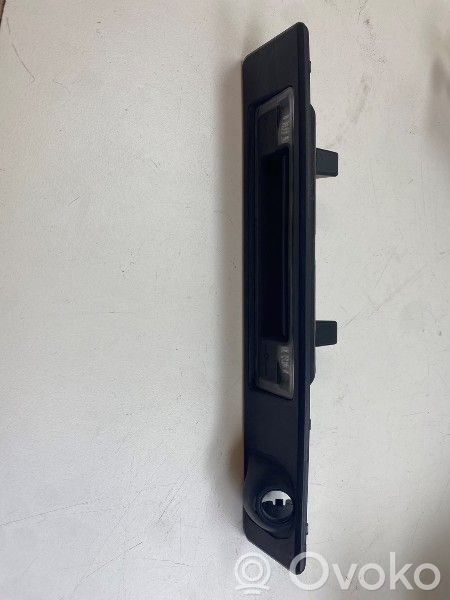 Lynk & co 01 Tailgate trunk handle 