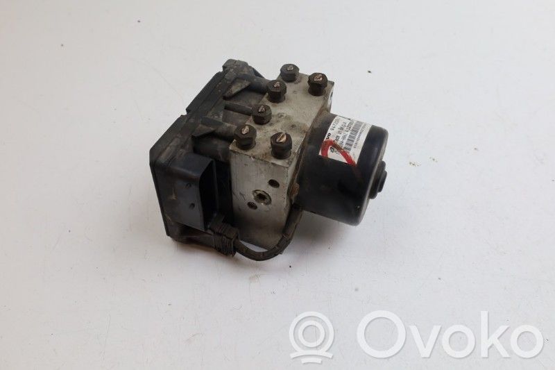 Volvo S70  V70  V70 XC ABS-pumppu 