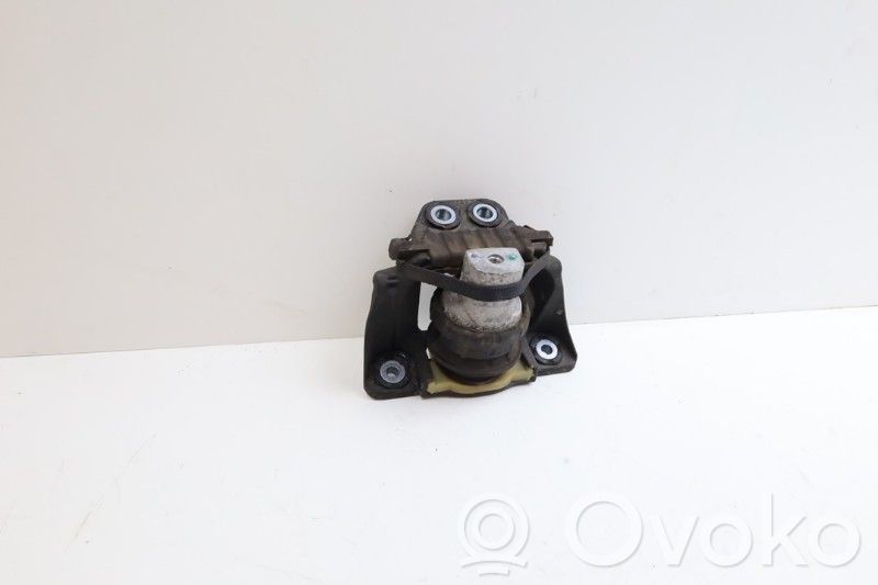 Volvo V60 Suport tampon motor 