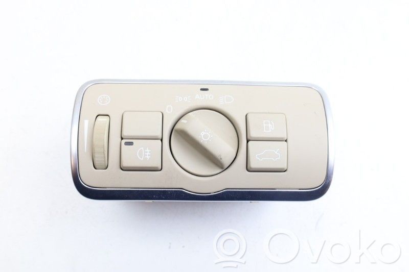 Volvo XC60 Light switch 