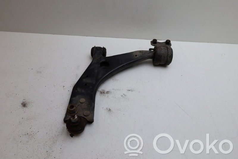 Volvo C70 Wahacz przedni 