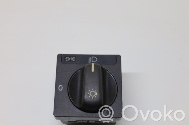 Light switch   8601773,30739333,30739333,8601773