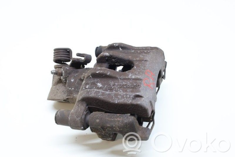 Volvo V40 Tylny zacisk hamulcowy 