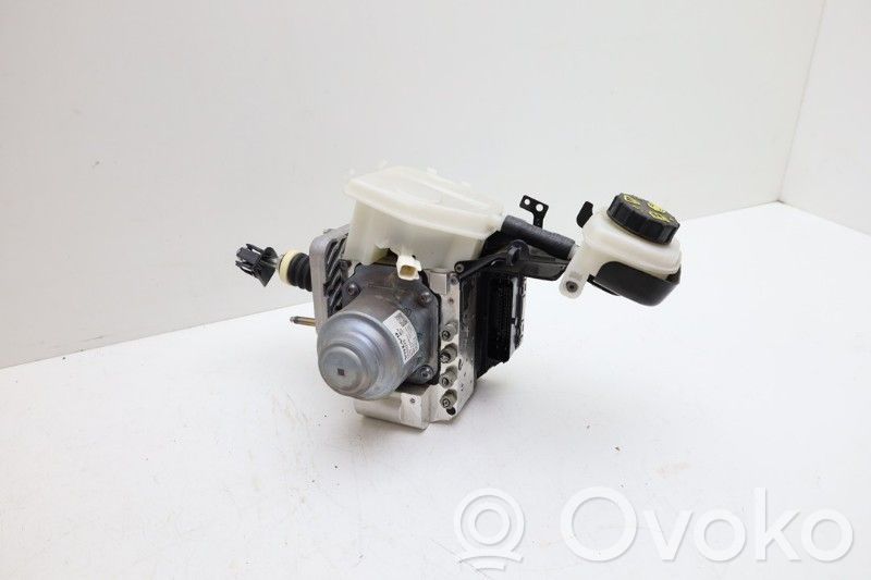 Volvo XC40 Bomba de freno 