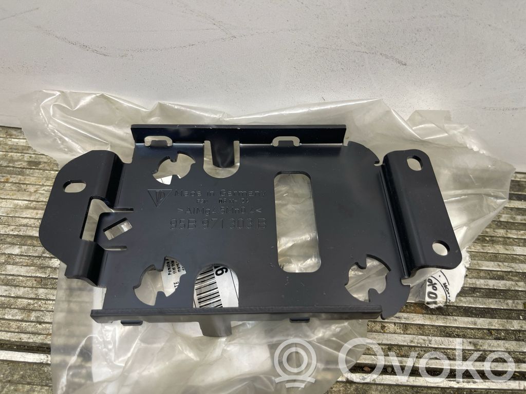 Porsche Macan (95B) Soporte de sensor Distronic 