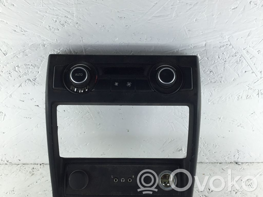 Climate control unit   9166317