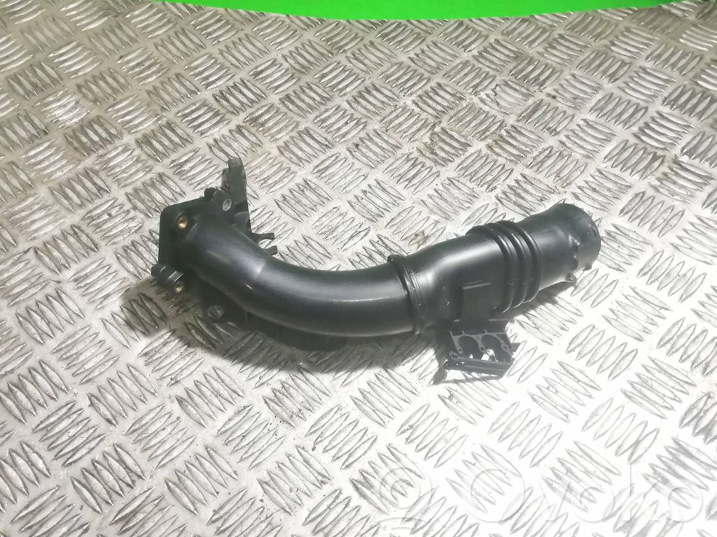 Intercooler hose/pipe   AV6Q9351BC