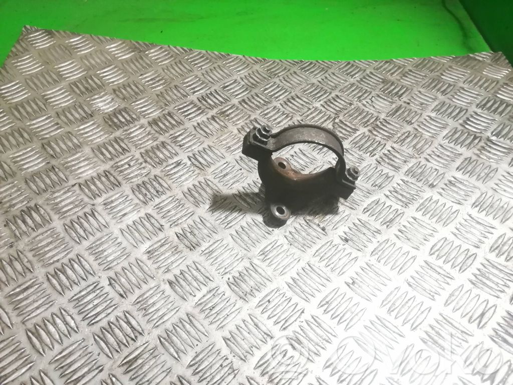 Etuvetoakseli   AV613K305CA