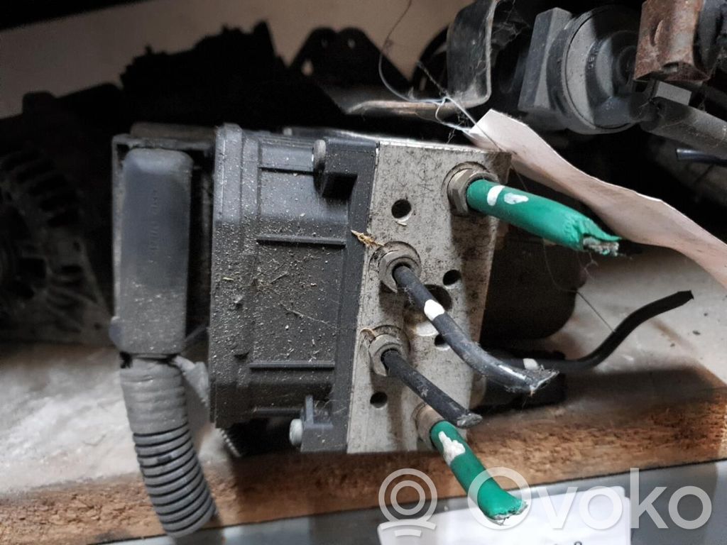 Citroen C8 ABS bloks 