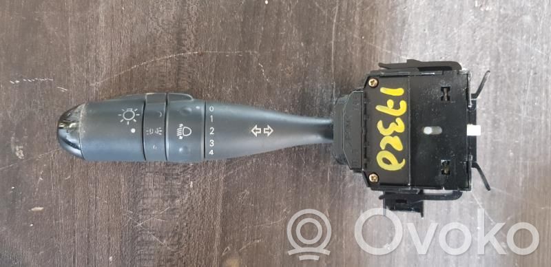 Smart ForFour I Indicator stalk 
