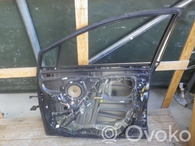 Toyota Corolla Verso AR10 Priekinės durys 