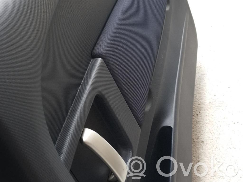 Peugeot 1007 Priekinės durys 