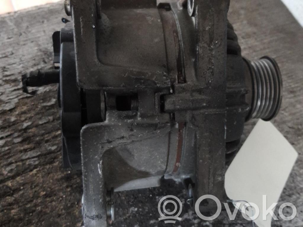 Opel Astra H Ģenerators 