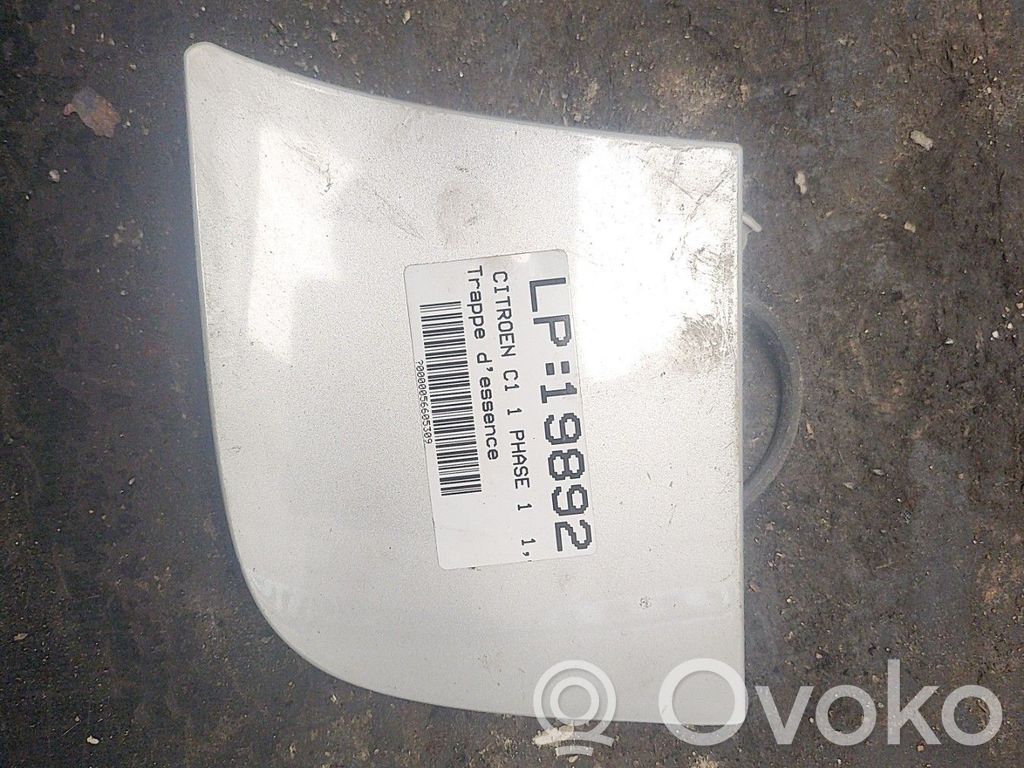 Citroen C1 Klapka wlewu paliwa 