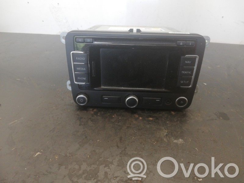 Volkswagen Golf VI Panel / Radioodtwarzacz CD/DVD/GPS 