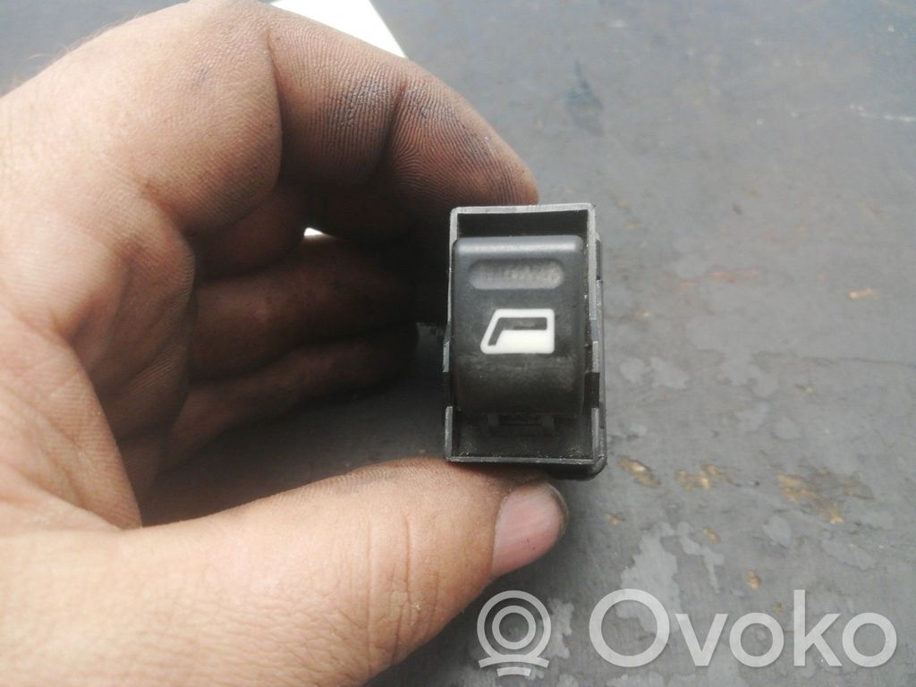 Electric window control switch   6554E9