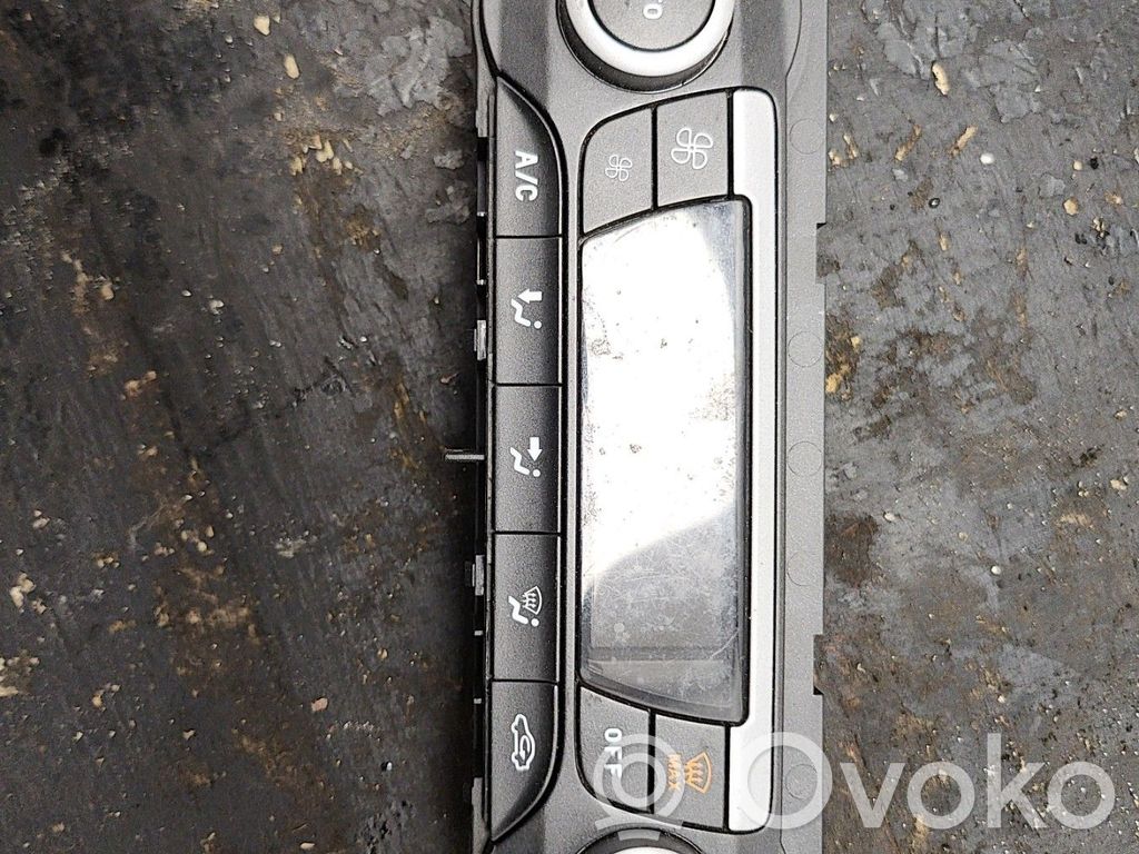 Ford C-MAX I Climate control unit 