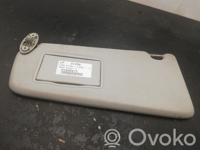 Sun visor   1880328