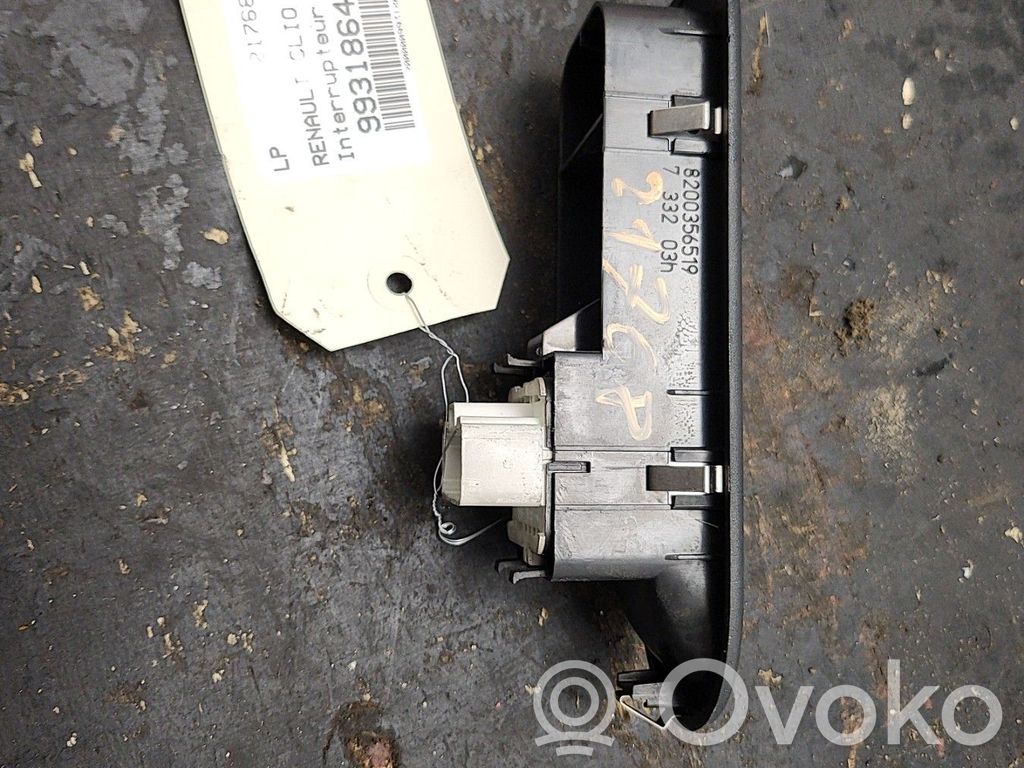 Electric window control switch   8200214943
