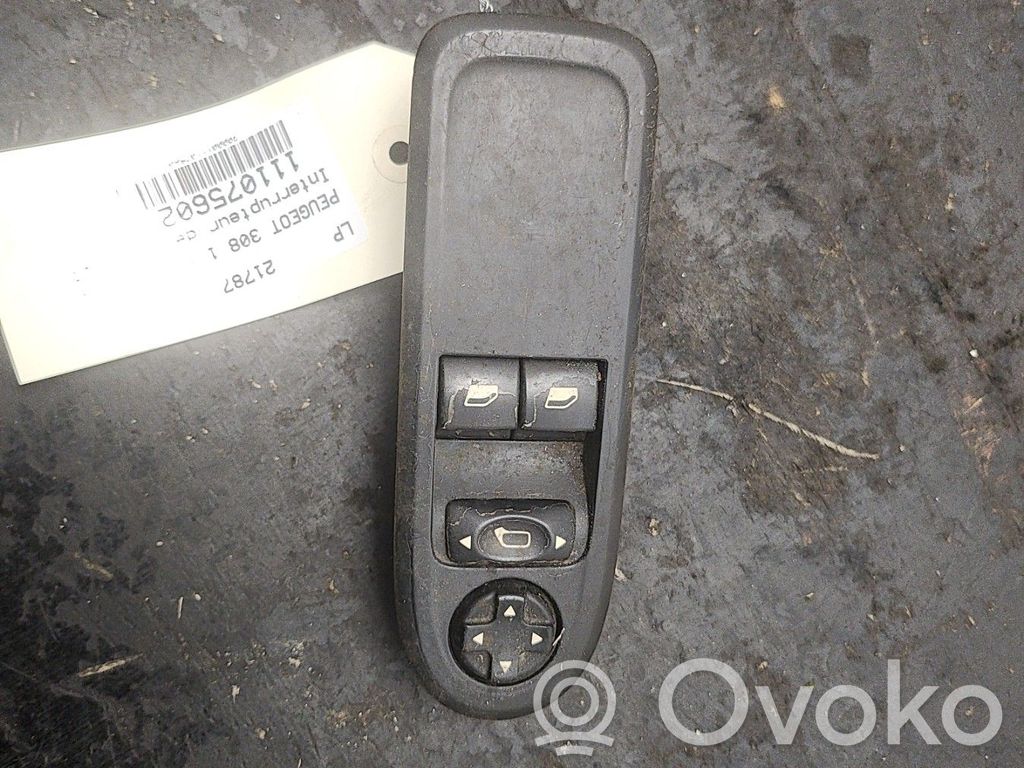 Peugeot 308 Electric window control switch 