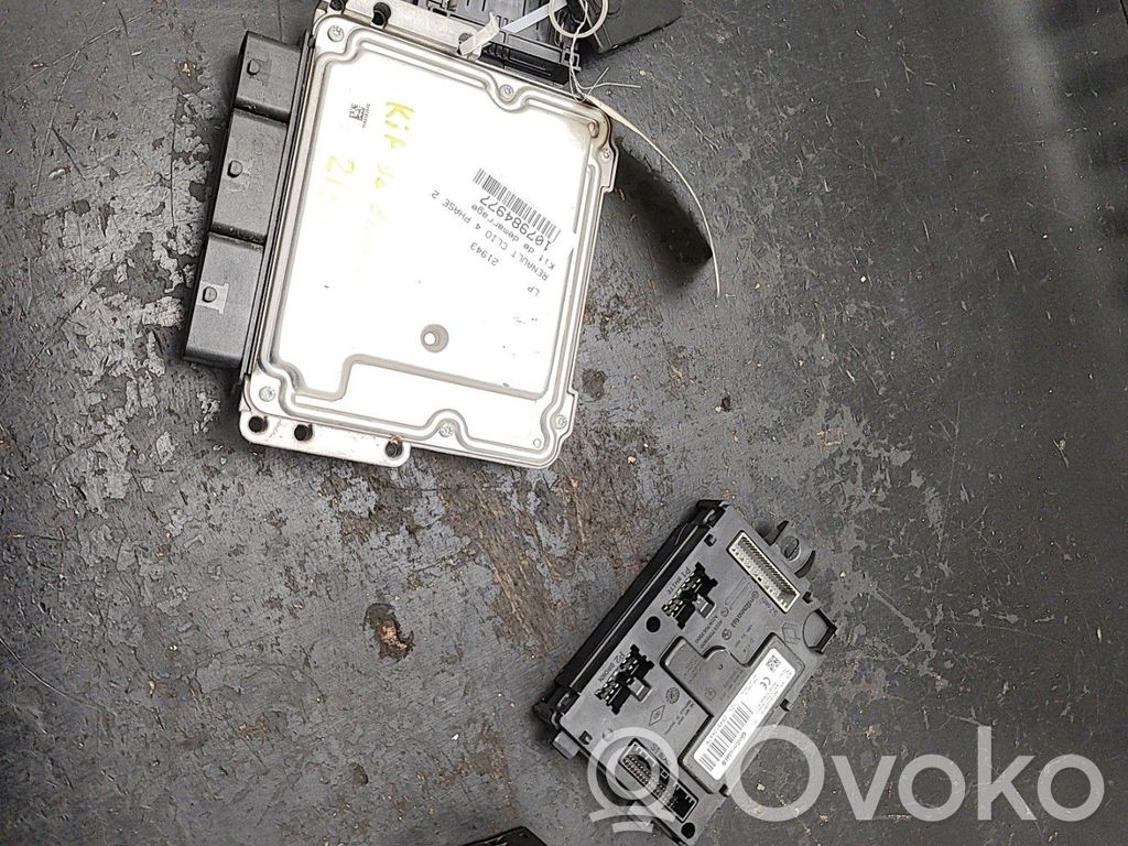 Renault Clio IV Engine ECU kit and lock set 