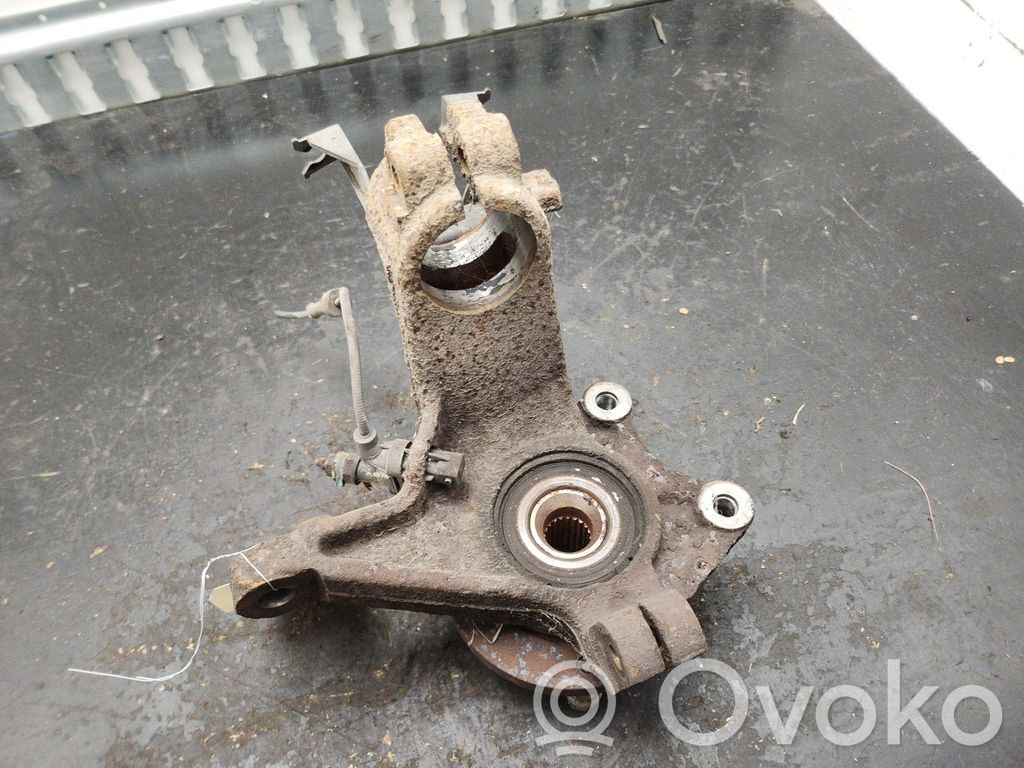 Peugeot 206 Achsschenkel vorne 