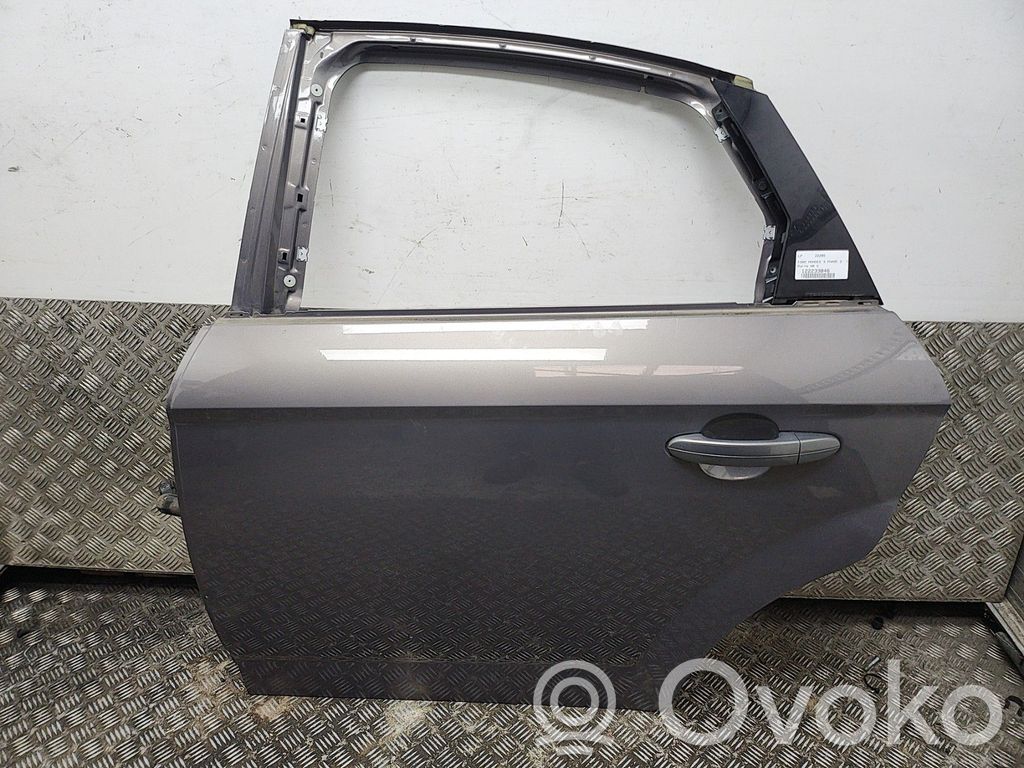 Ford Mondeo MK IV Puerta trasera 