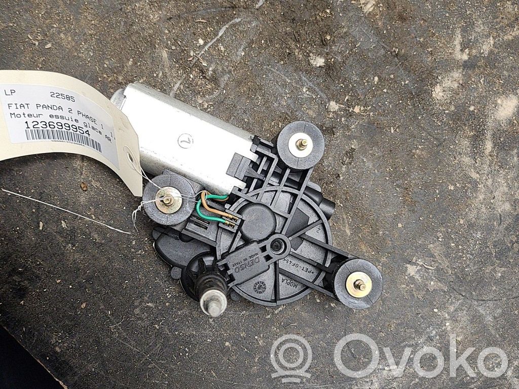 Fiat Panda II Silniczek wycieraczki szyby tylnej 