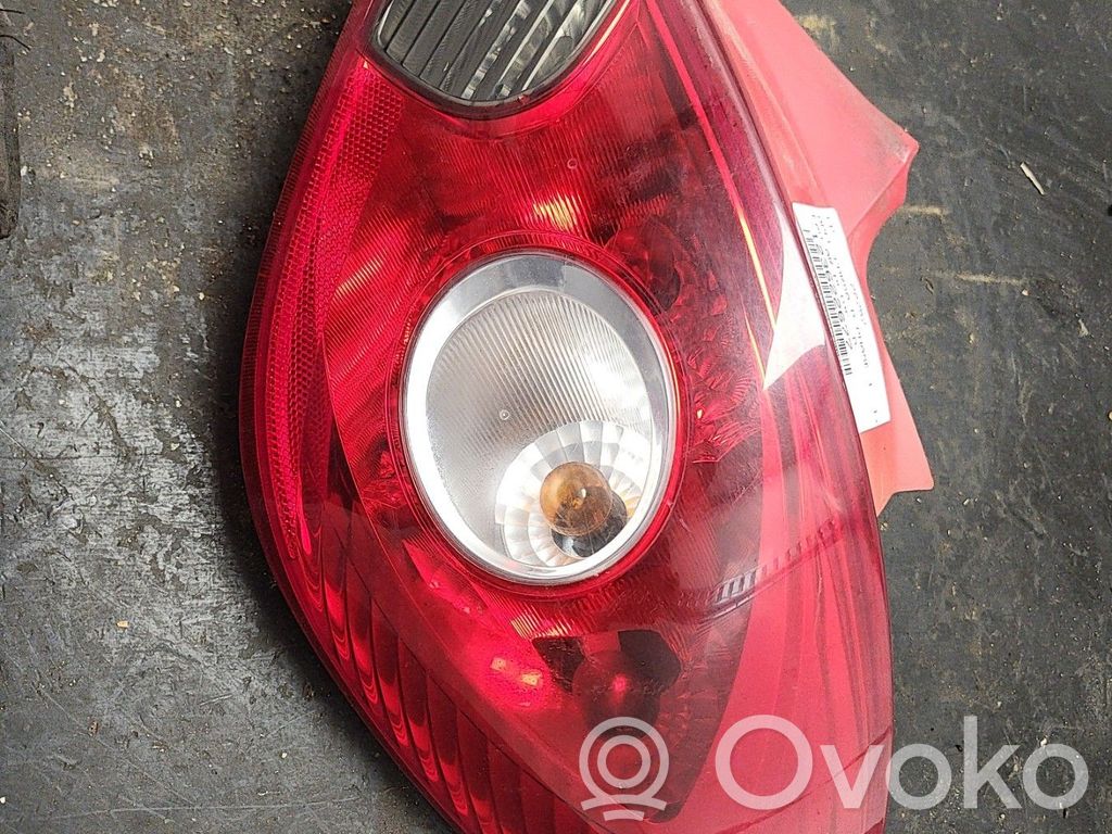 Opel Corsa D Aizmugurējais lukturis virsbūvē 