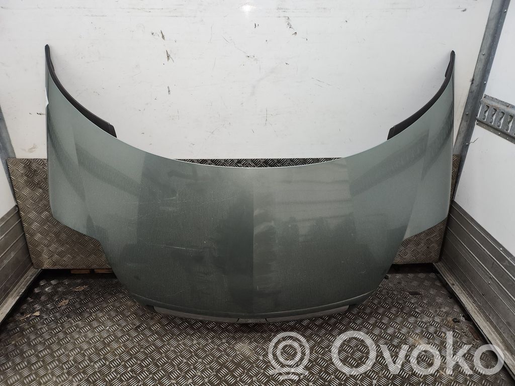Citroen C8 Konepelti 