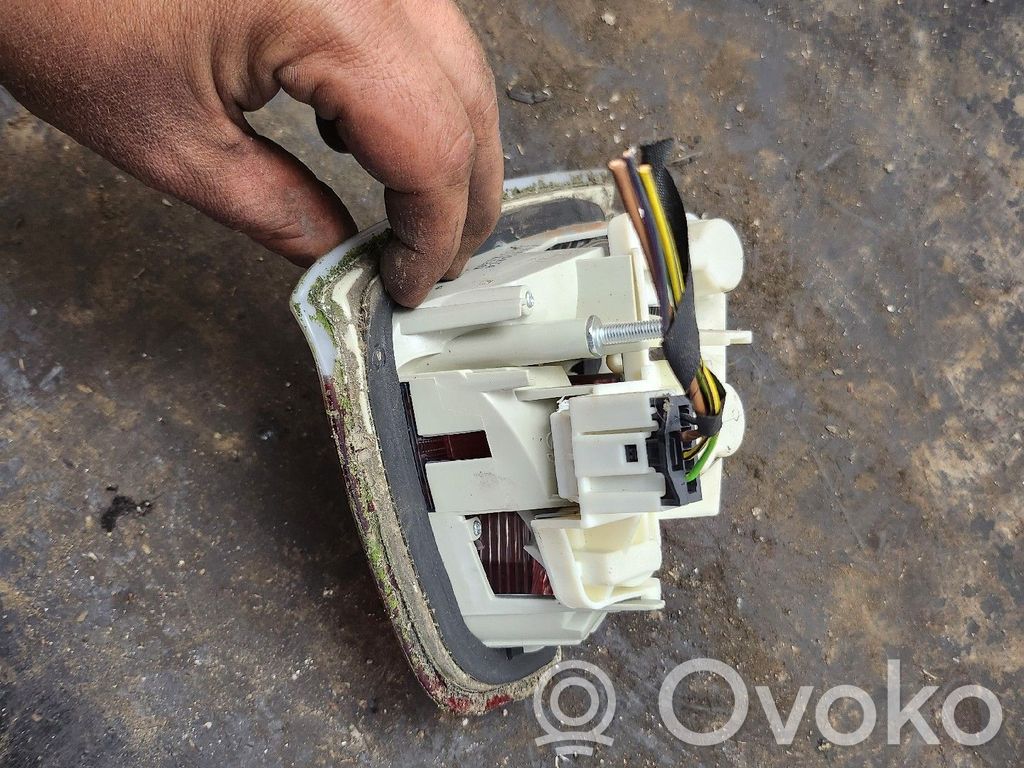 BMW 3 E90 E91 Tailgate rear/tail lights 