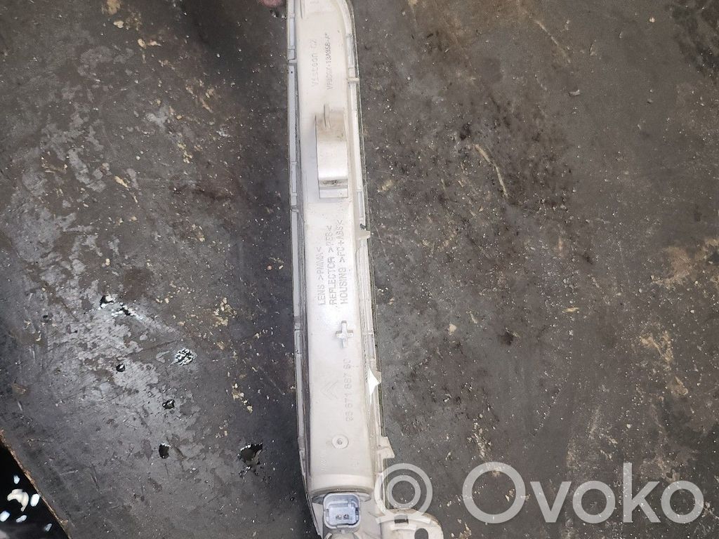 Citroen DS5 Front fender indicator light 