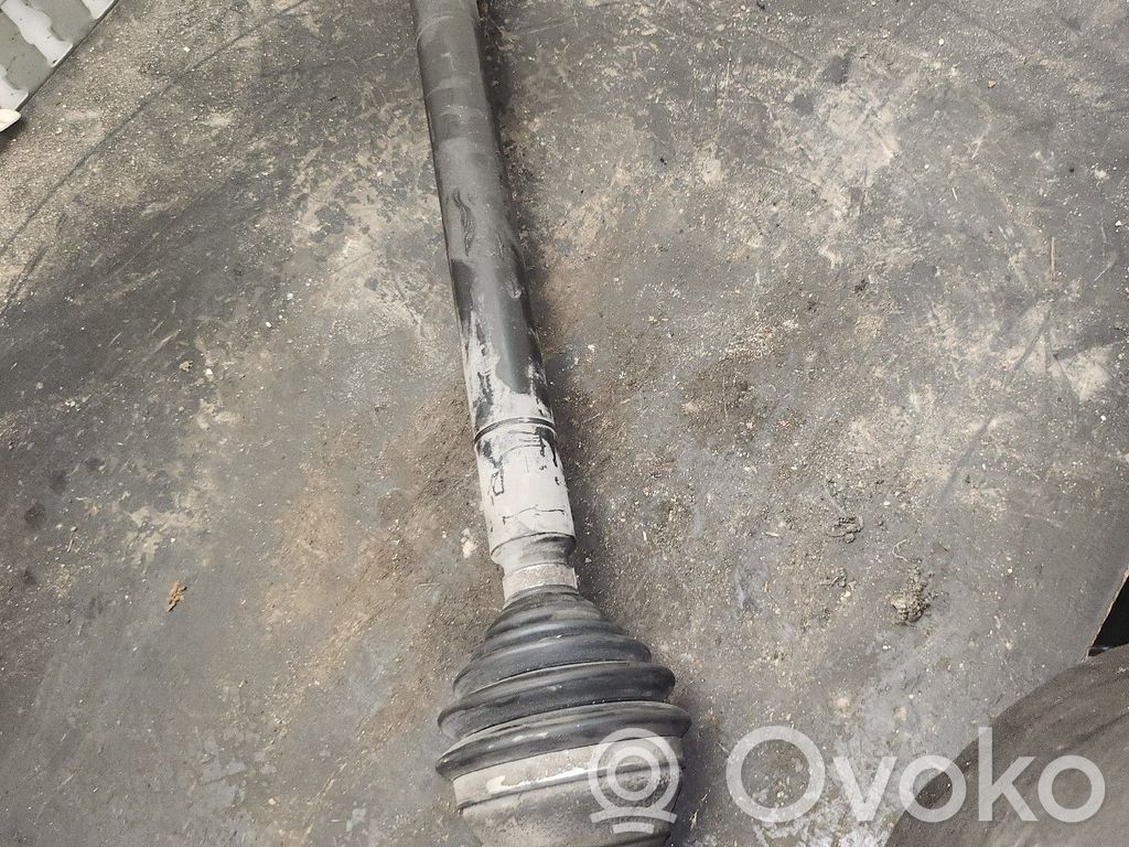 Volkswagen PASSAT B6 Półoś przednia 