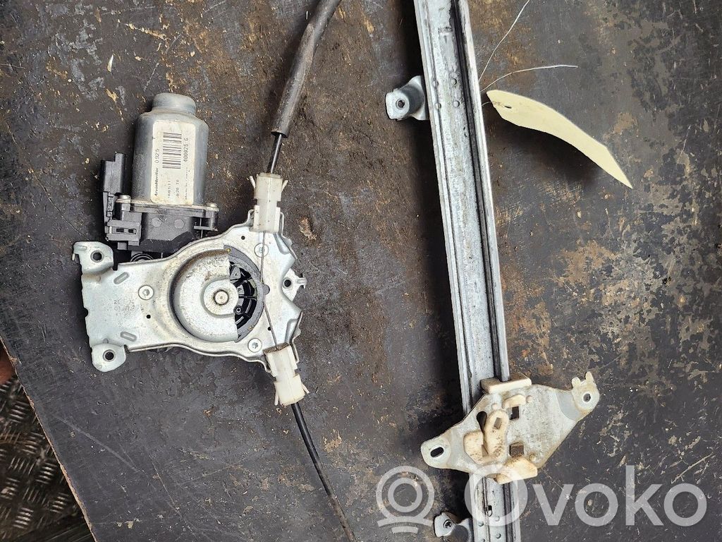 Nissan Note (E11) Mécanisme de lève-vitre avec moteur 