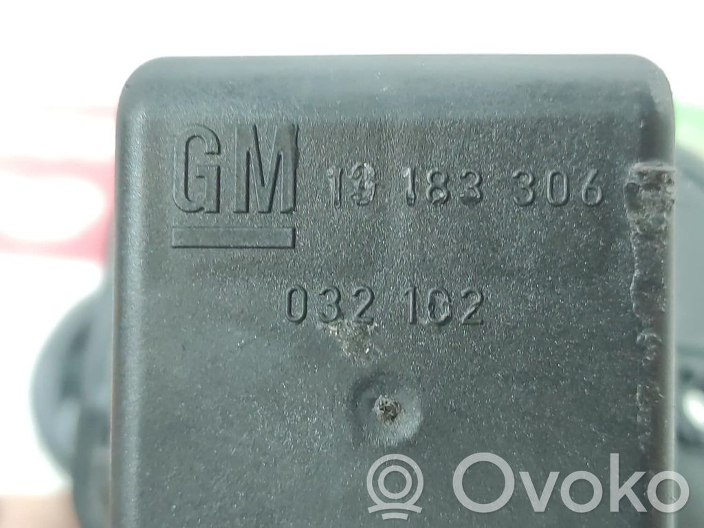 Opel Corsa D Bușon umplere rezervor combustibil 