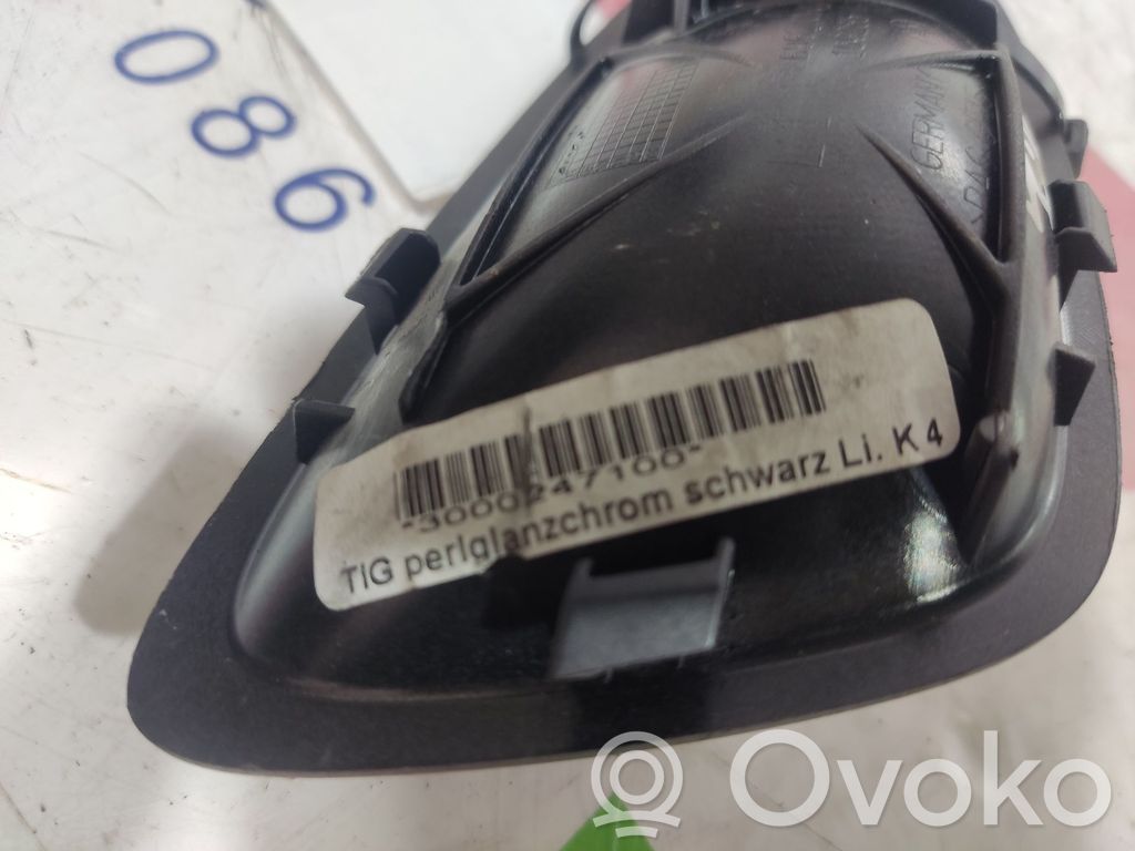 BMW 1 E81 E87 Rankenėlė atidarymo vidinė 