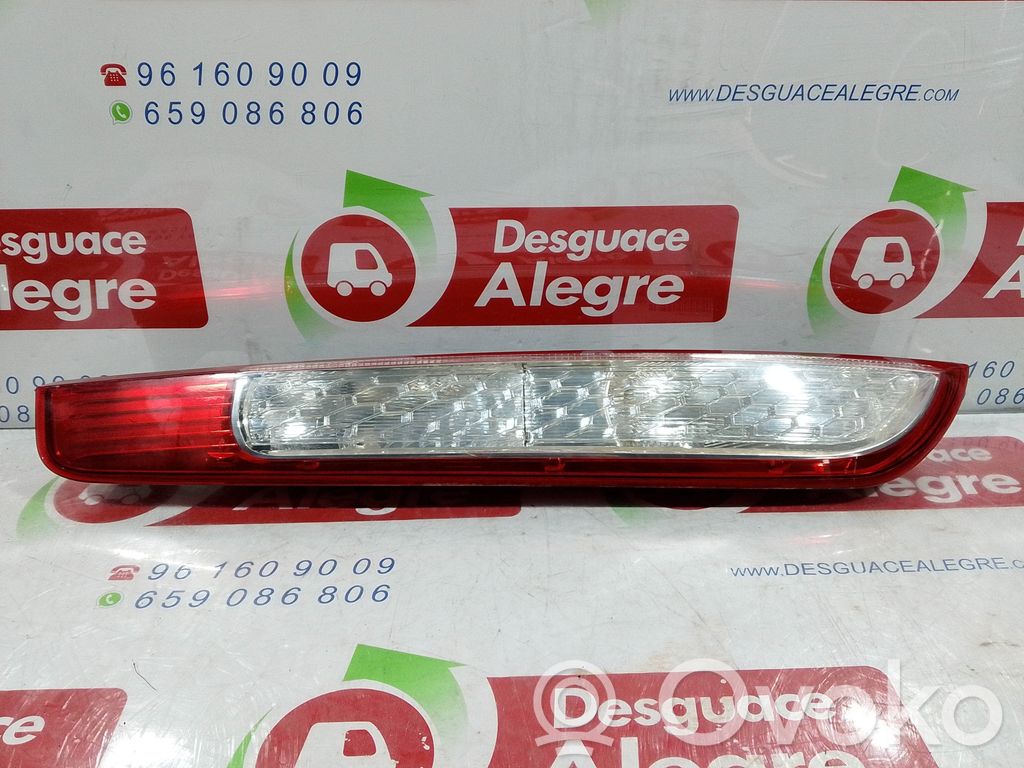 Luz trasera/de freno   8M5113405A