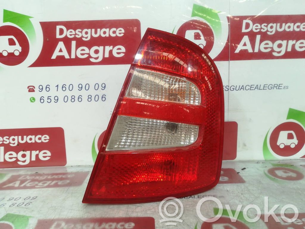 Skoda Fabia Mk1 (6Y) Lampă spate în caroserie 