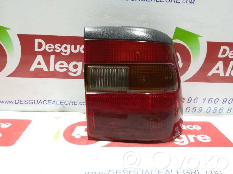 Opel Vectra A Feux arrière / postérieurs