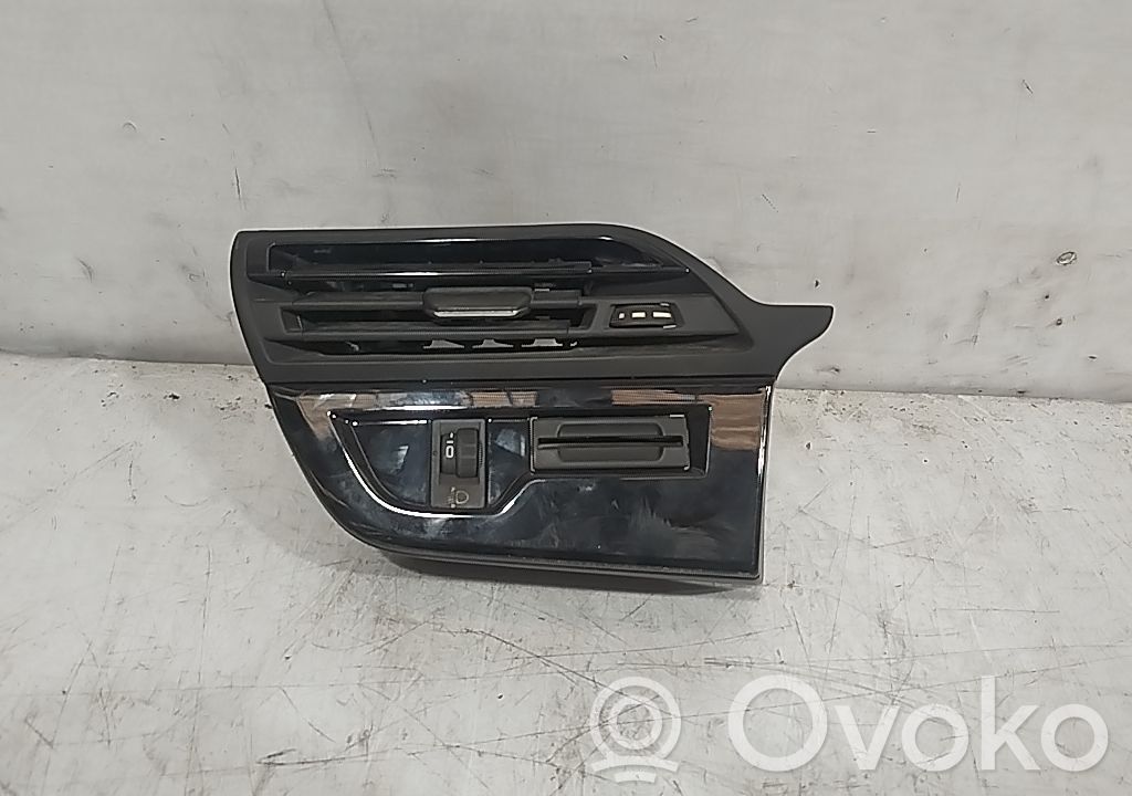 Citroen C4 II Picasso Luftausströmer Lüftungsdüse Luftdüse Mitte 