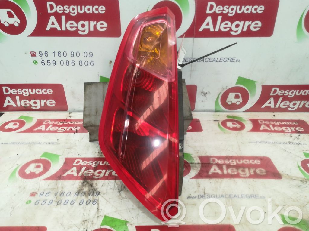 Fiat Grande Punto Feux arrière / postérieurs