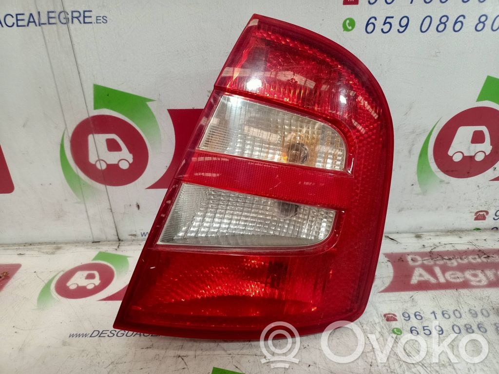 Skoda Fabia Mk1 (6Y) Lampă spate în caroserie 