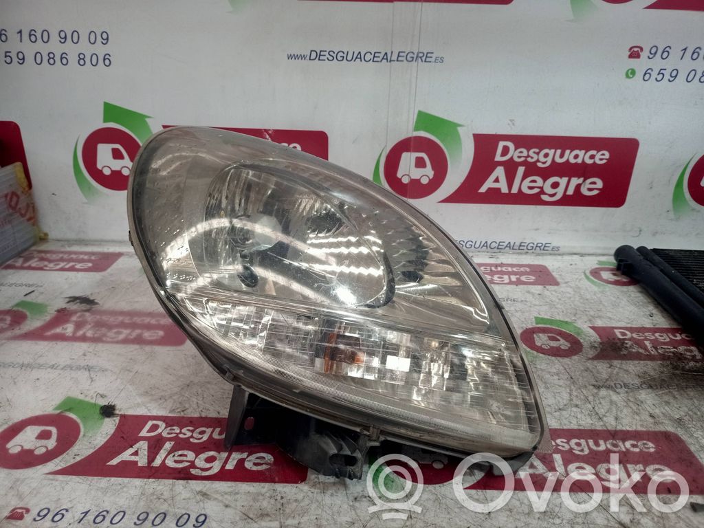 Renault Kangoo I Lampa przednia