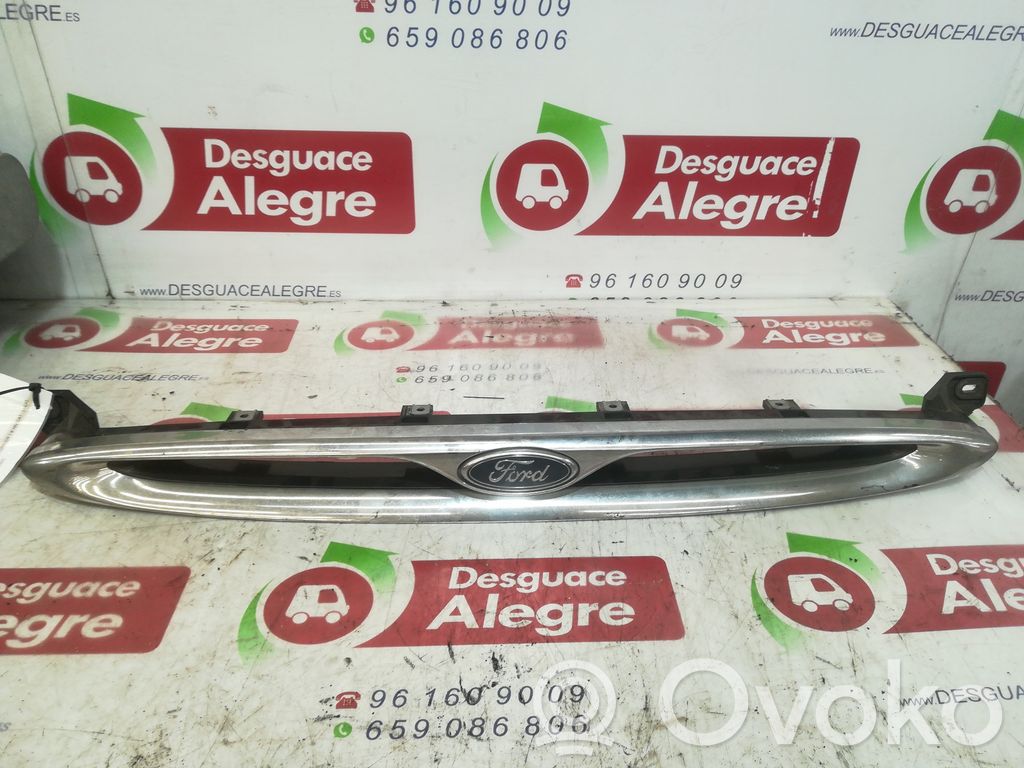 Ford Escort Front grill 