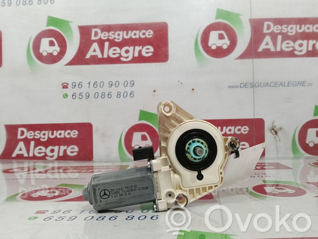 Mercedes-Benz A W169 Moteur de lève-vitre de porte avant