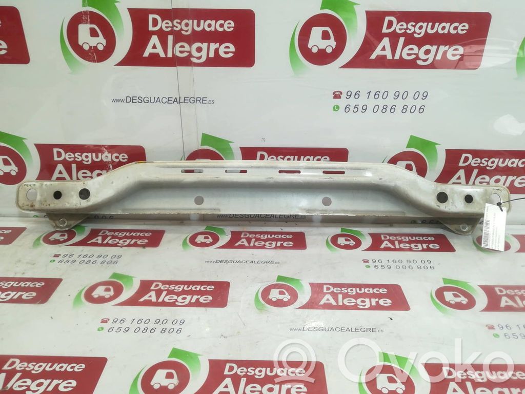 Toyota Aygo AB10 Renfort de pare-chocs arrière 