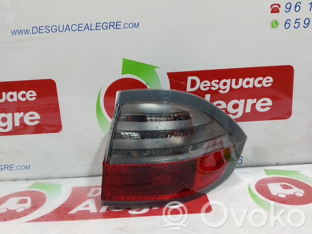 Ford S-MAX Luz trasera/de freno